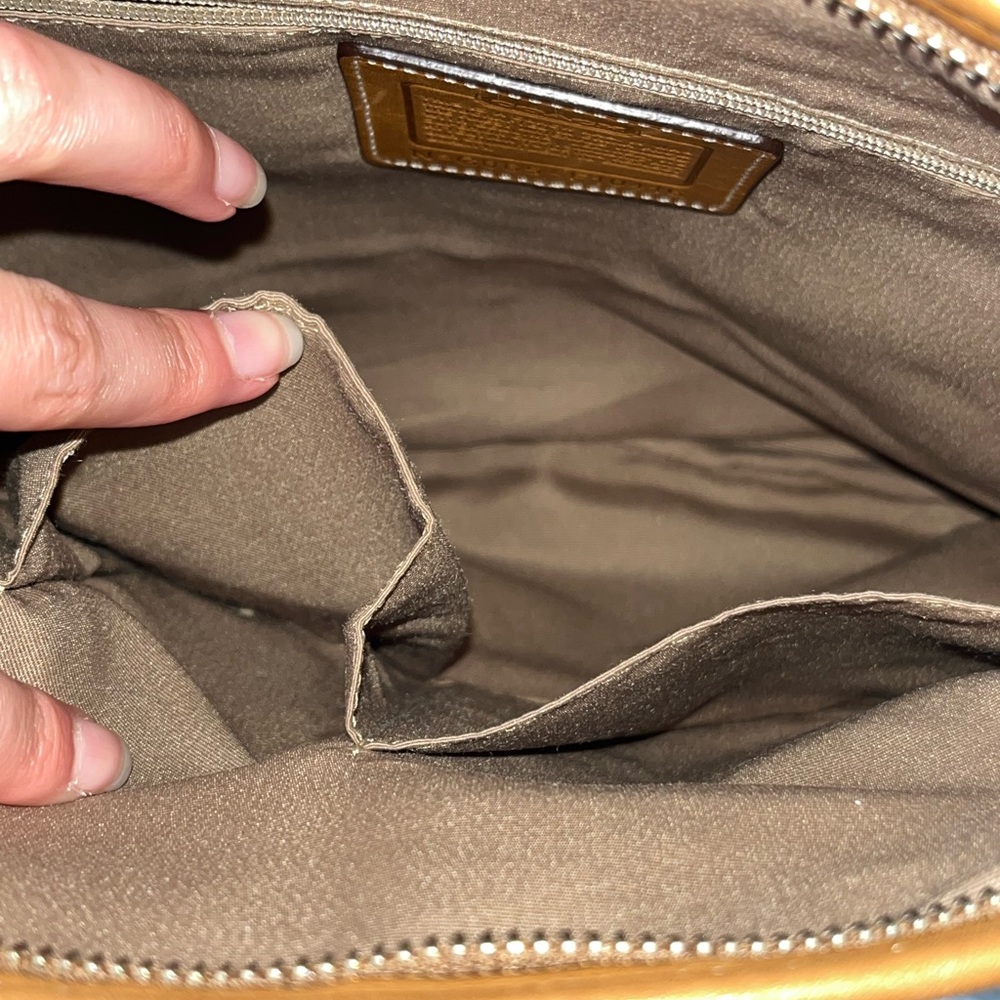 Coach purse - Picture 5 of 12